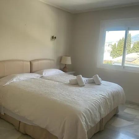 شقة Royal Gardens Puerto Banus