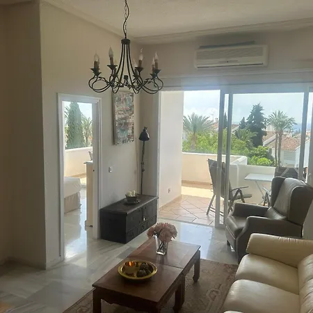 Royal Gardens Puerto Banus ماربيا
